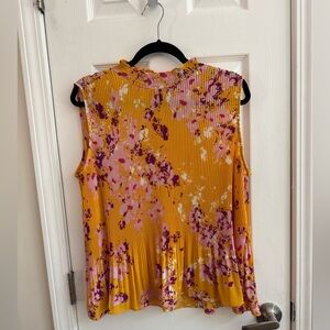 Nanette Lepore Yellow Floral Small Pleated Sleeveless Blouse Size Large